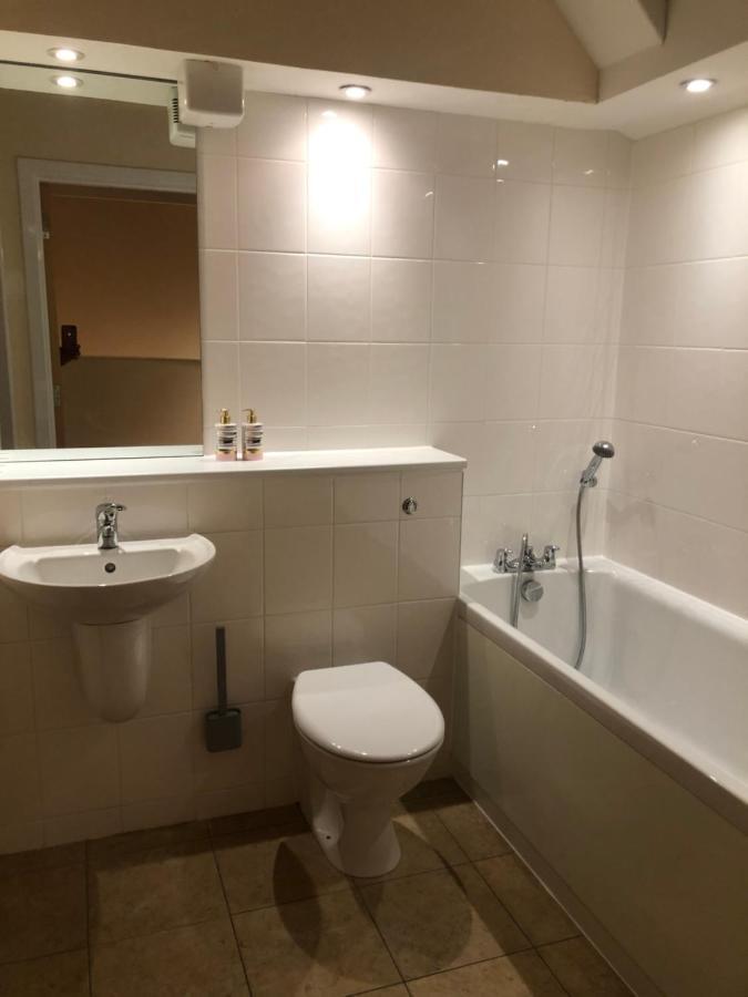 2 Bed 2 Bath With Private Parking Apartment Edinburgh Luaran gambar